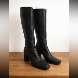 La CANADIENNE Black Heeled Knee High Boots ( Weatherproof )